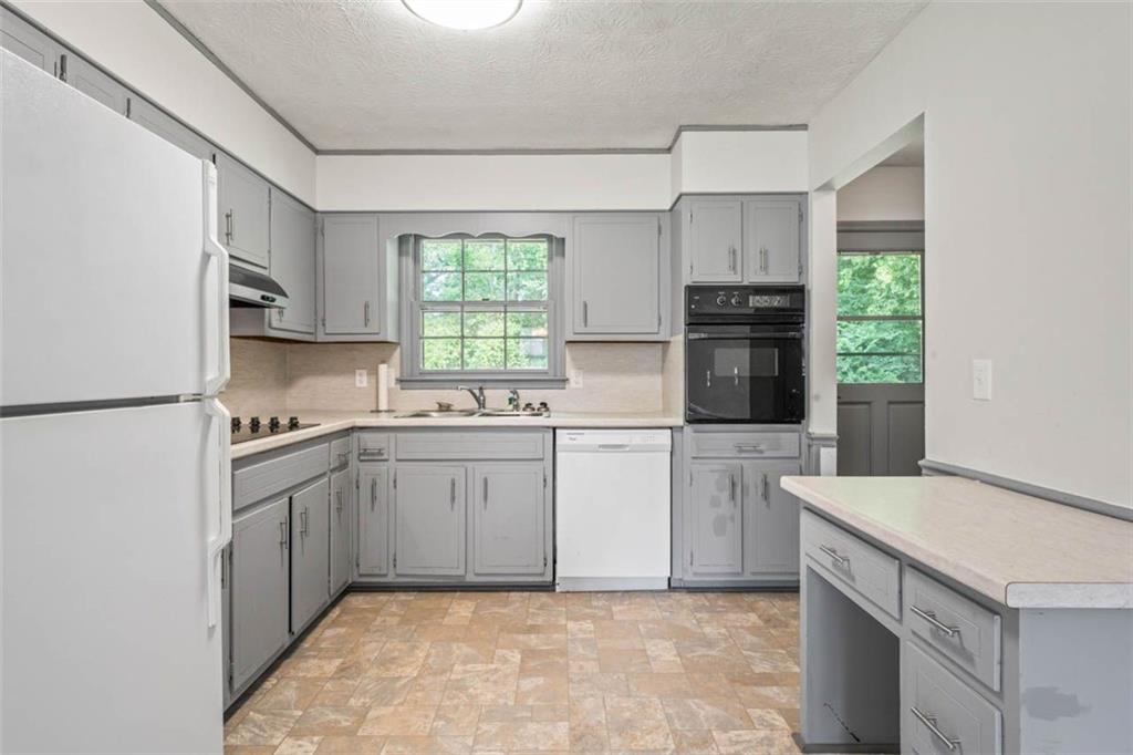 1981 North Road, Snellville, GA, 30078 Toni Itkin