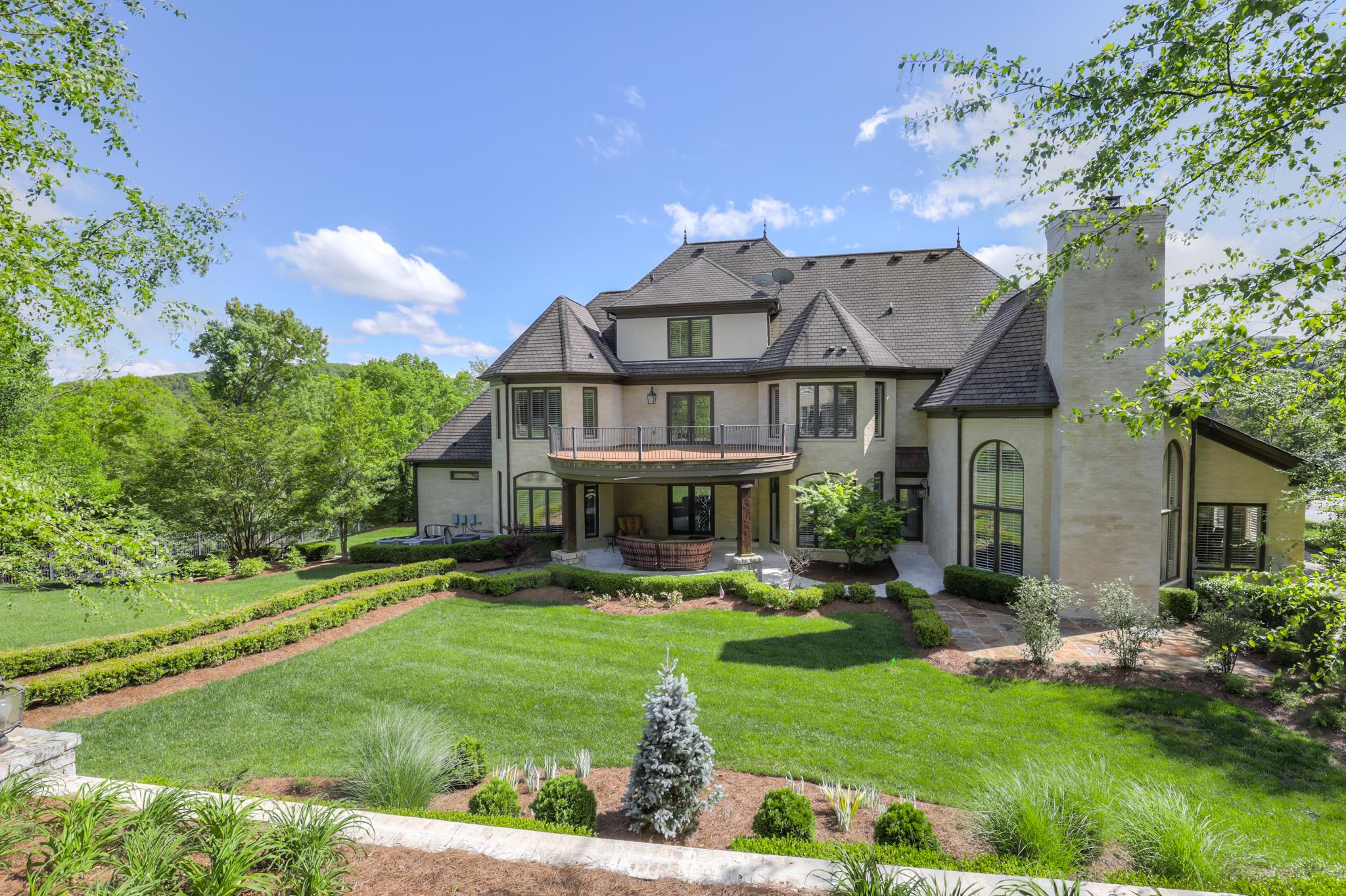 1224 Otter Creek Rd, Nashville, Tennessee, 37215 Fridrich & Clark