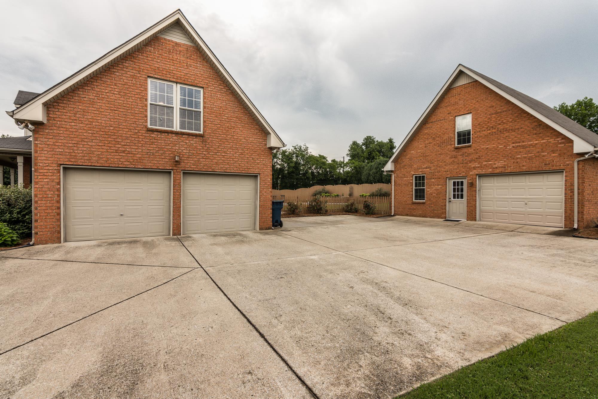 1030 Madison Creek Rd, Goodlettsville, Tennessee, 37072 Fridrich & Clark