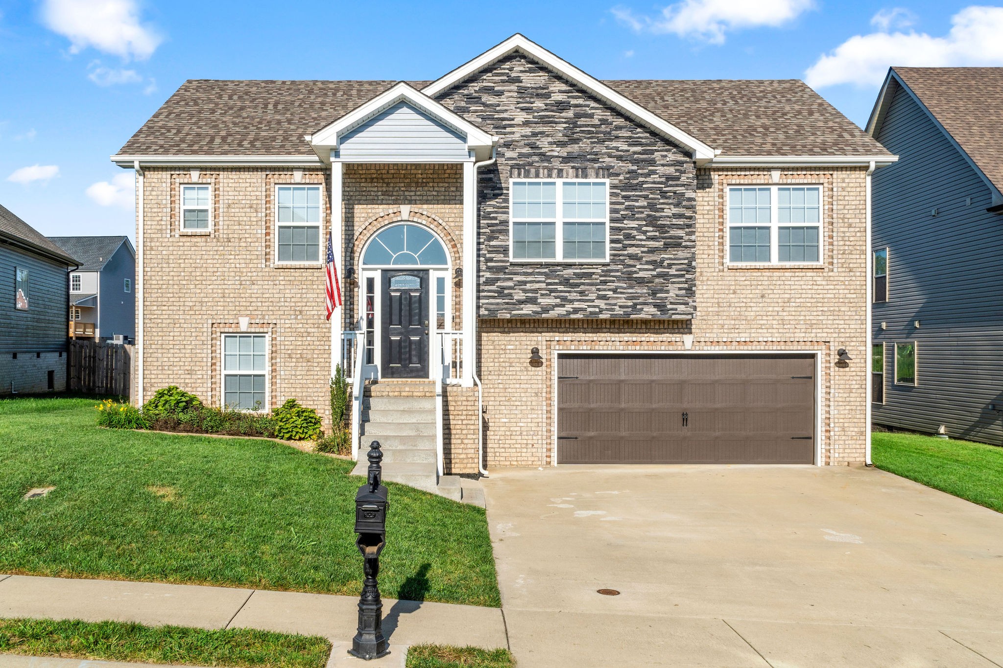 1124 Hilliard Ln, Clarksville, Tennessee, 37042 Fridrich & Clark