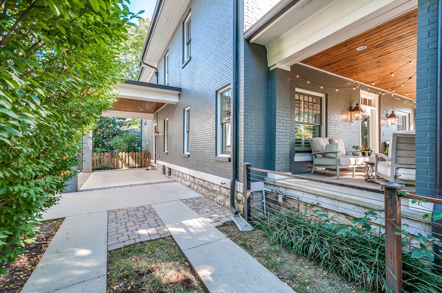 2512 Belmont Blvd, Nashville, Tennessee, 37212 Fridrich & Clark