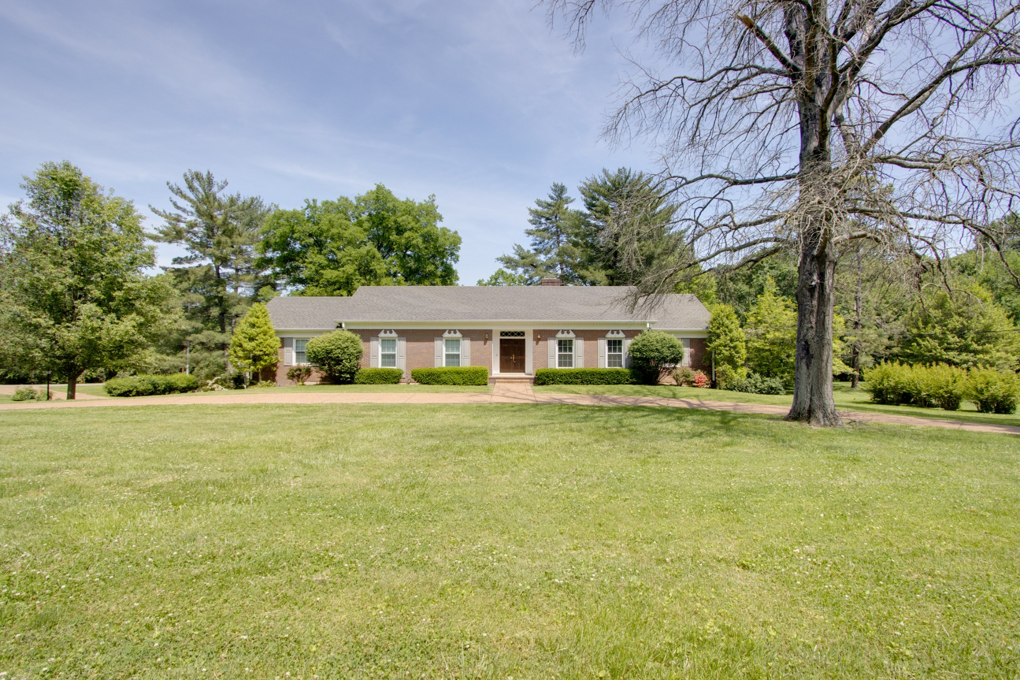 4644 Tara Dr, Nashville, Tennessee, 37215 Fridrich & Clark