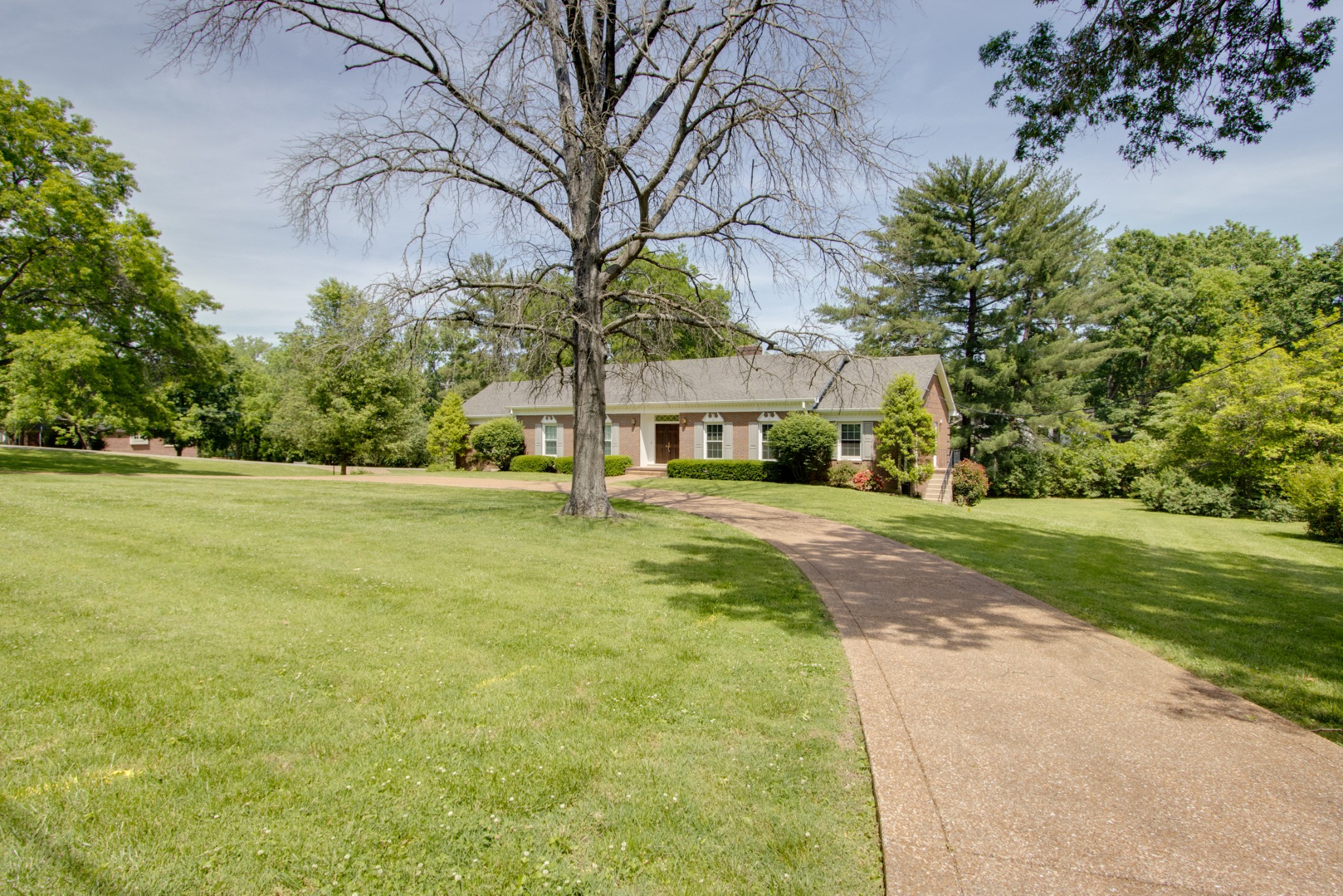 4644 Tara Dr, Nashville, Tennessee, 37215 Fridrich & Clark